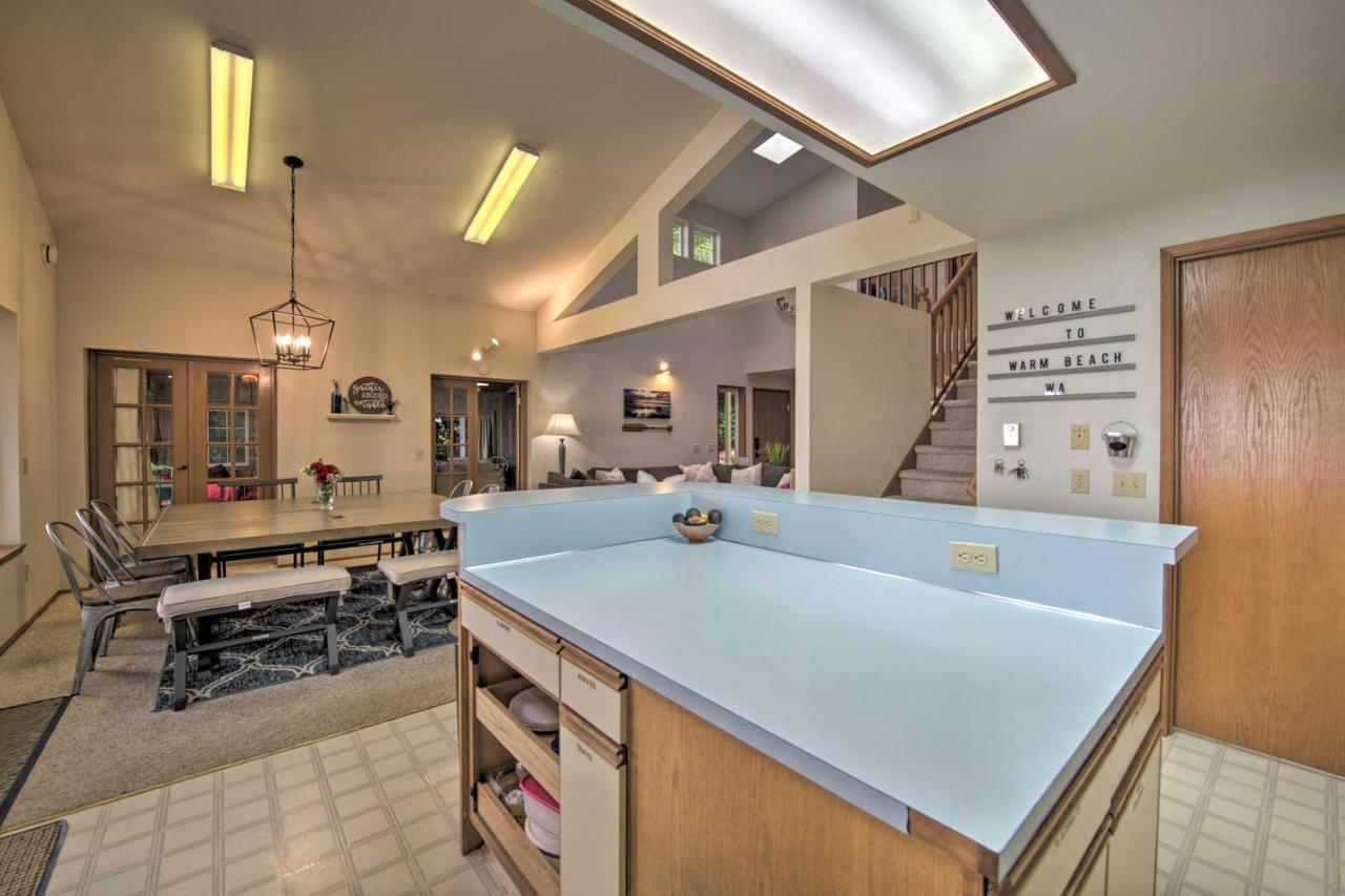 Warm Beach Hideaway With Private Beach! Stanwood Exterior foto