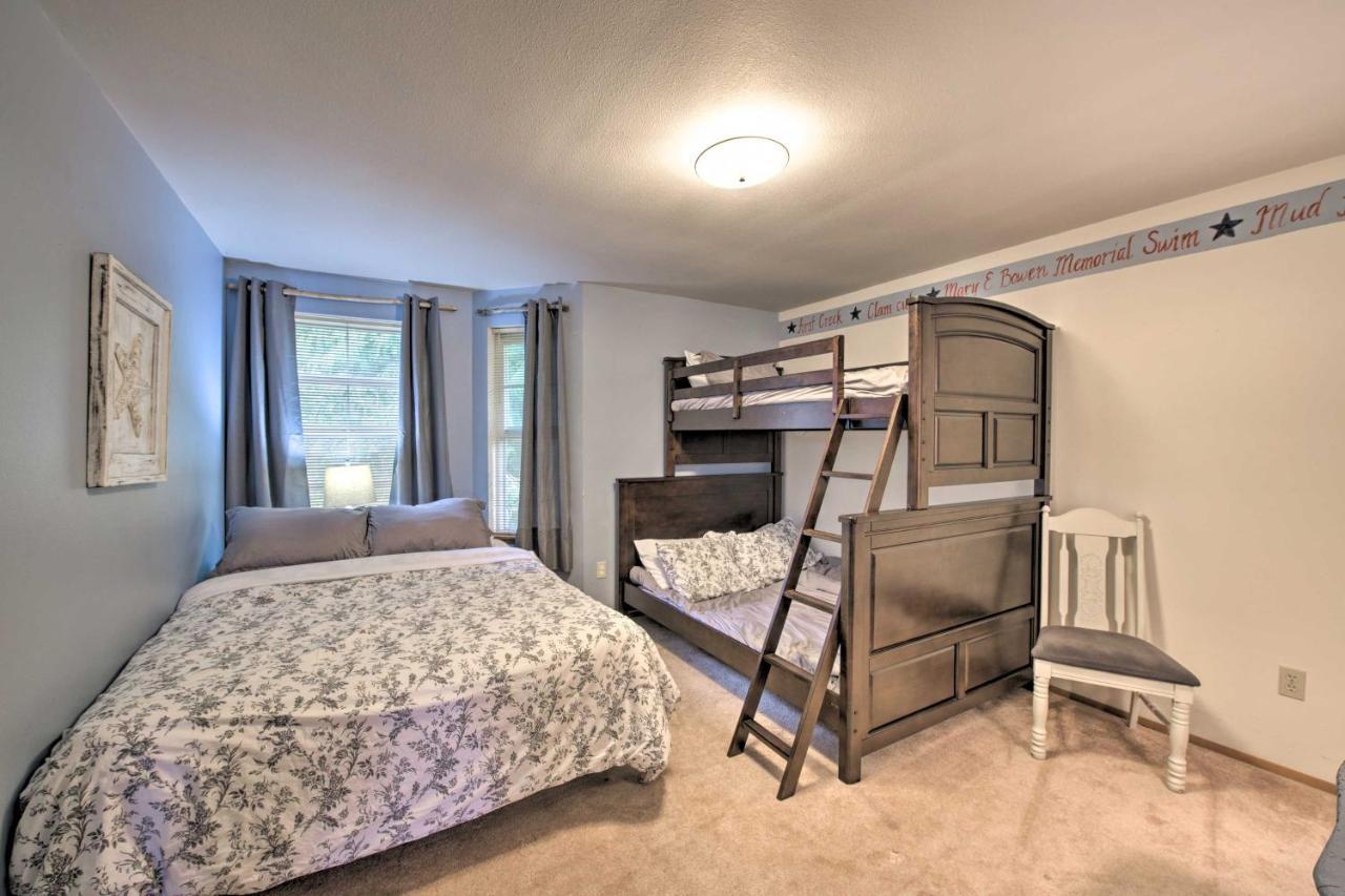 Warm Beach Hideaway With Private Beach! Stanwood Exterior foto